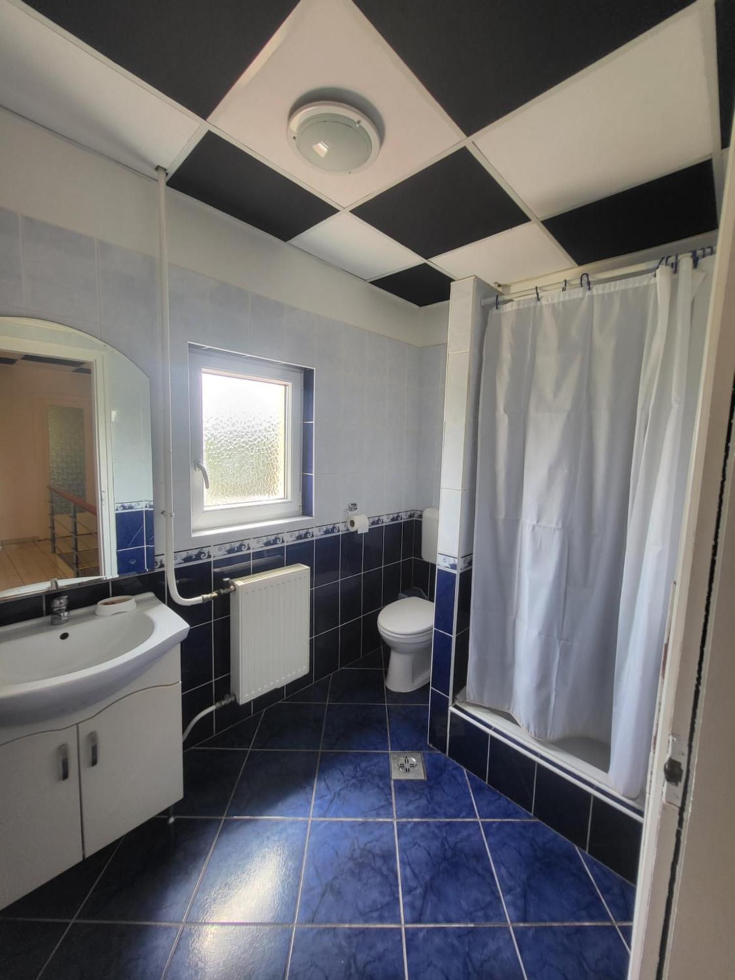 Napsugar Vendeghaz Apartment Tiszaujvaros Ruang foto